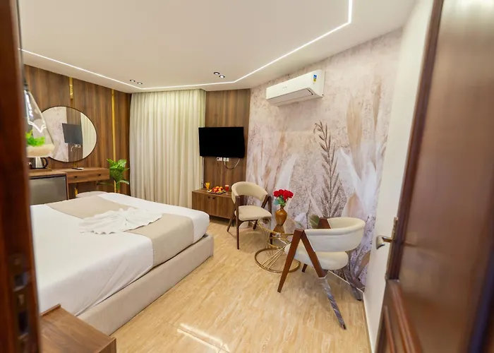 The Muse Luxury View Hotel